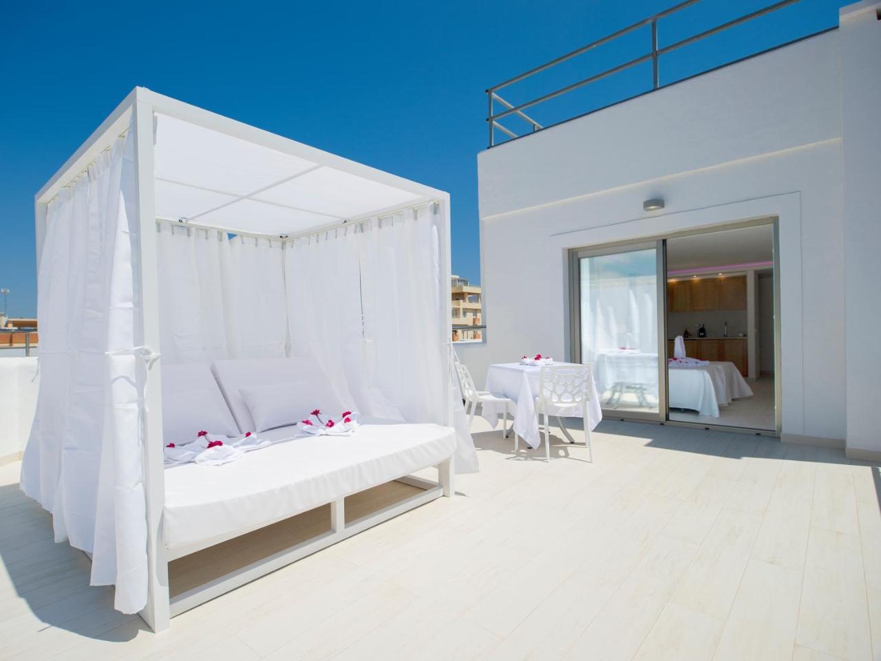 My Way Luxury Ibiza Studio - Ab Group Плая ден Боса Екстериор снимка