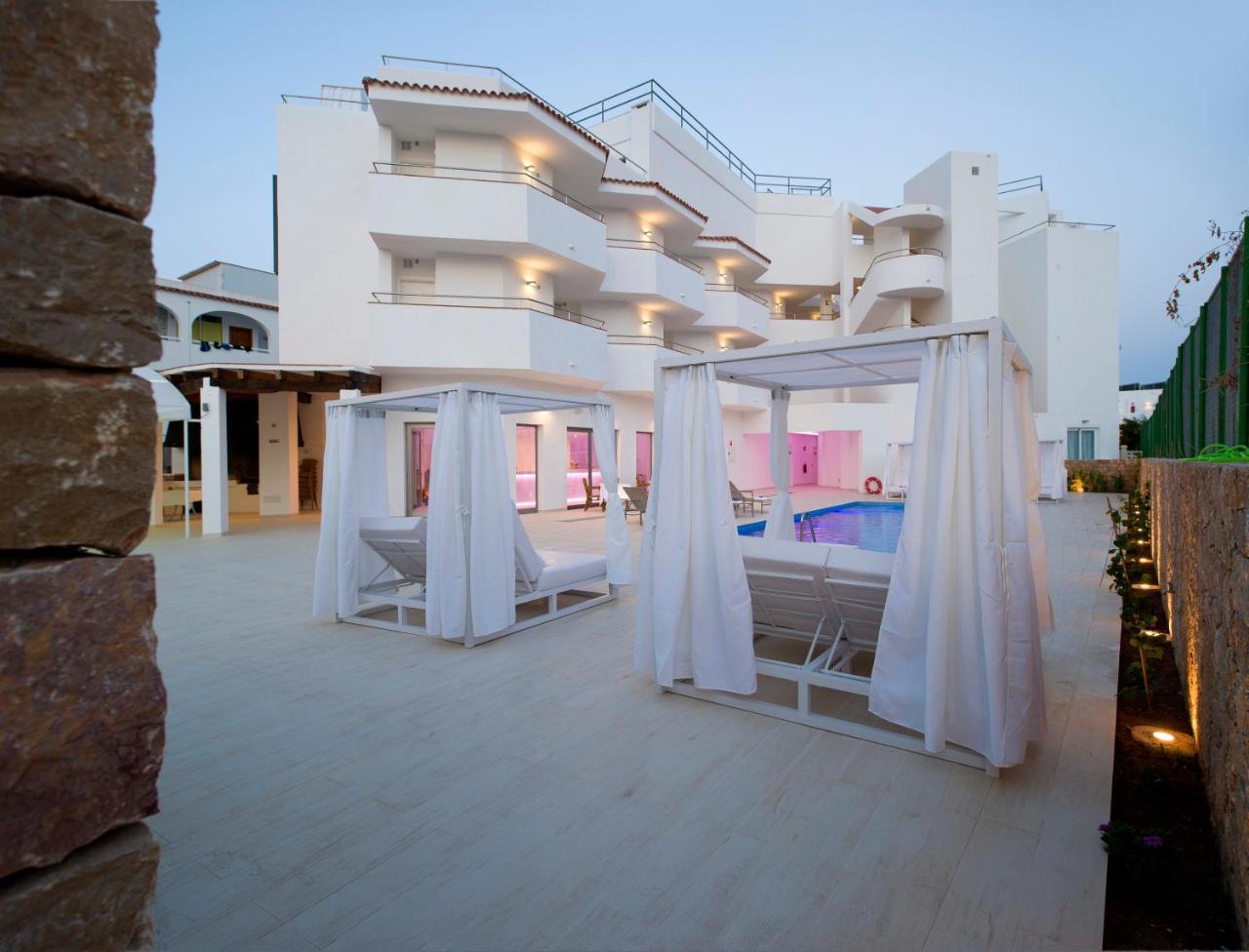 My Way Luxury Ibiza Studio - Ab Group Плая ден Боса Екстериор снимка